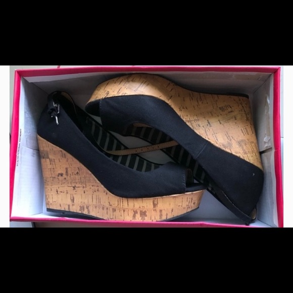 black open toe cork wedges worn only a few times - Picture 1 of 4